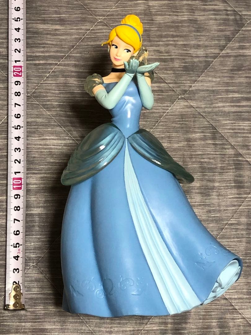 ディズニー プレミアムフィギュア Qposket プレミアムドール