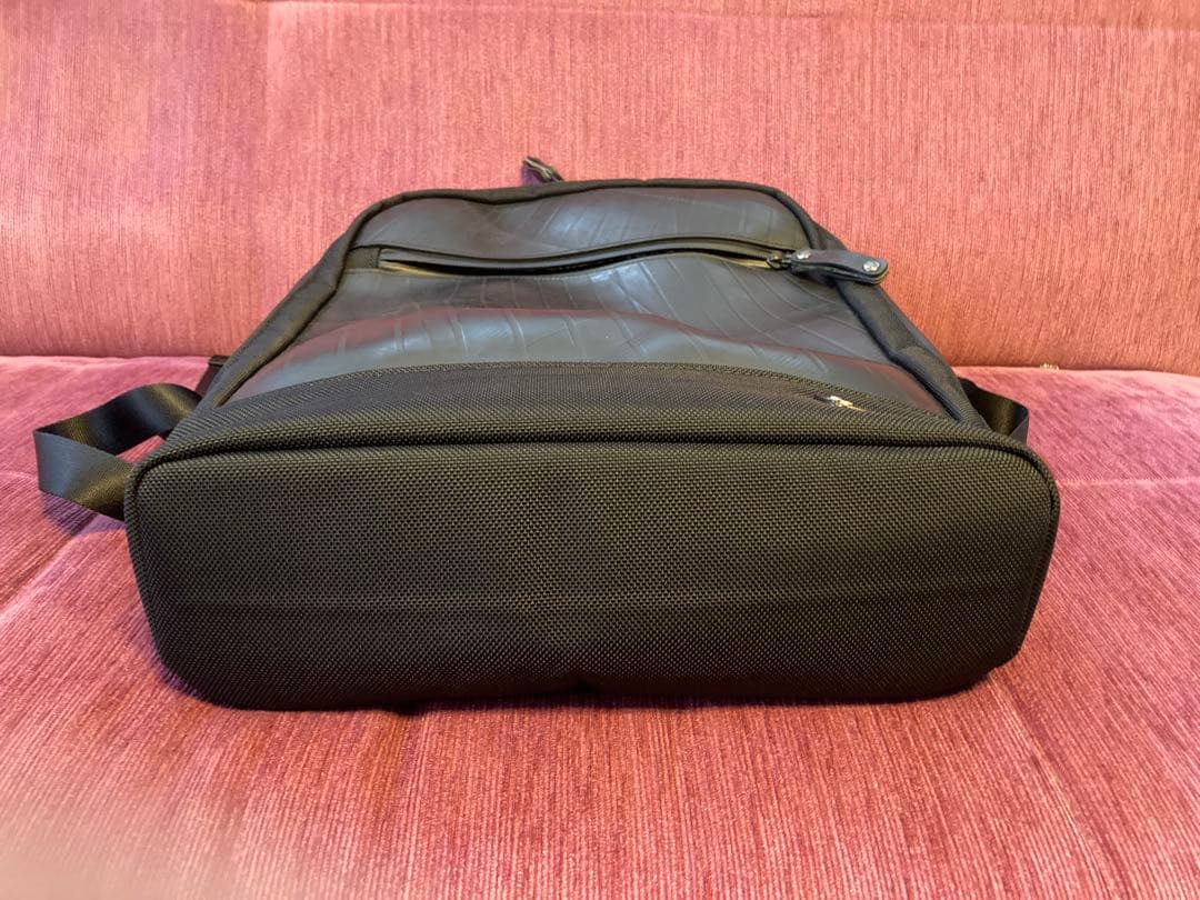 ビジネスリュック 【SEAL】　シール