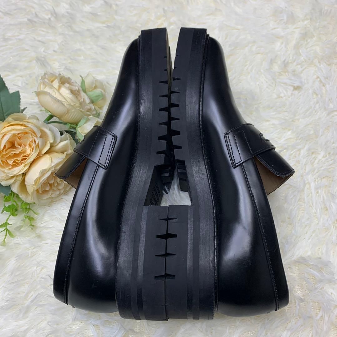 メゾンマルジェラ タビ ローファー