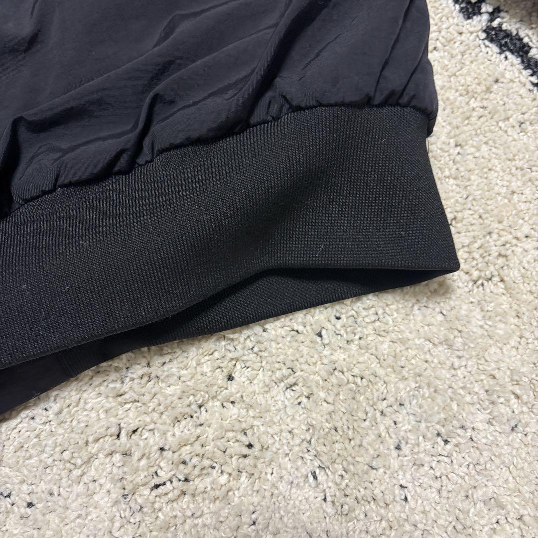 ⭐美品⭐エクストララージ ナイロン パファージャケット アーチロゴ L 黒