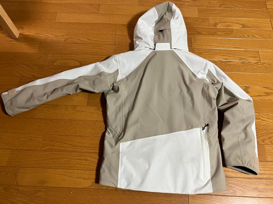 2023ONYONEオンヨネDEMO OUTER ジャケット・パンツ　上下セット