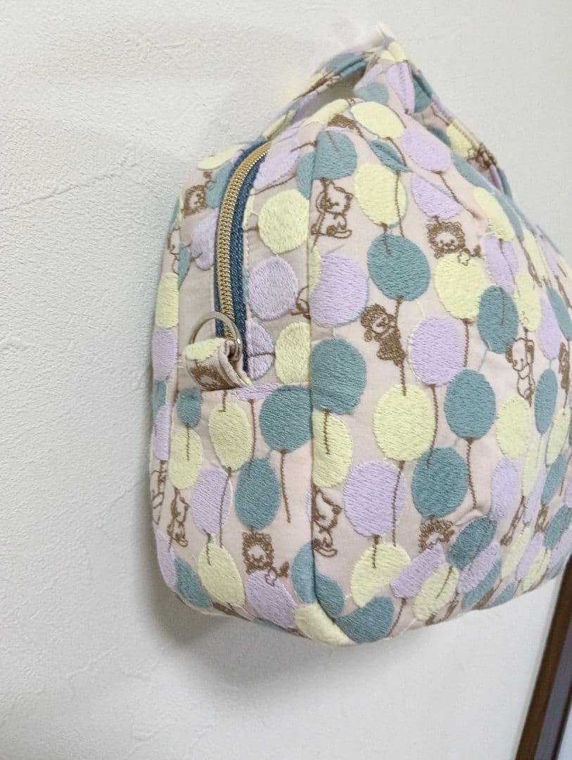 ふっくら食パンみたいなボストンバッグyukiemonバルーンランド刺繍生地