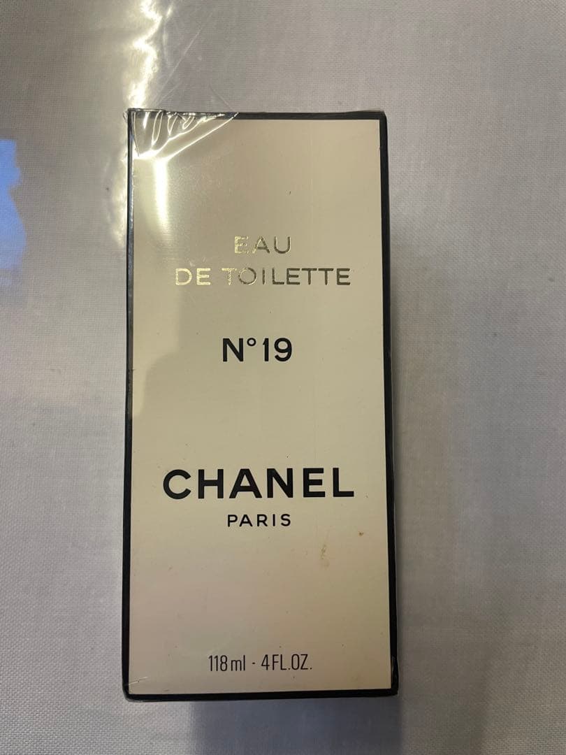 CHANEL Eau de Toilette N°19 118ml