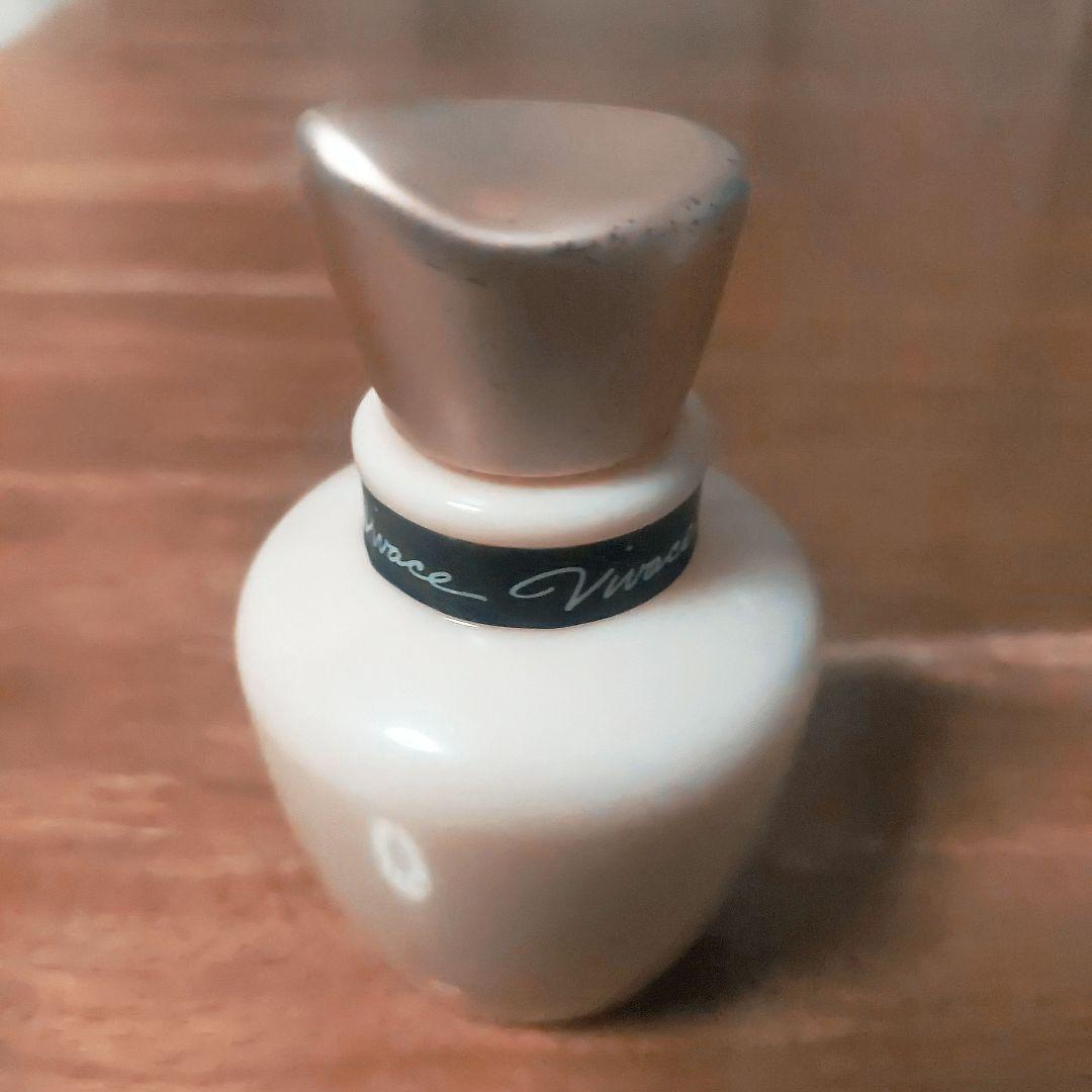 ビバーチェ パウダーコロン ベビーフローラル 香水 100ml