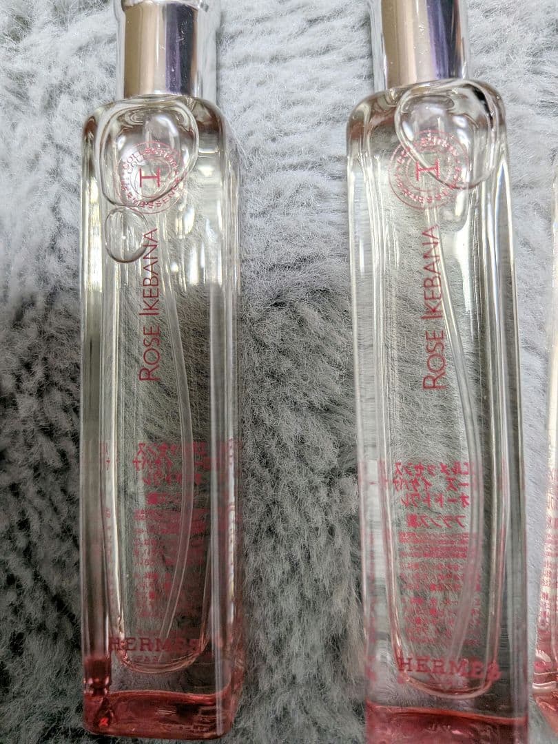 s*a様 新品未使用　HERMES ローズイケバナアメニティセット香水ボディロー