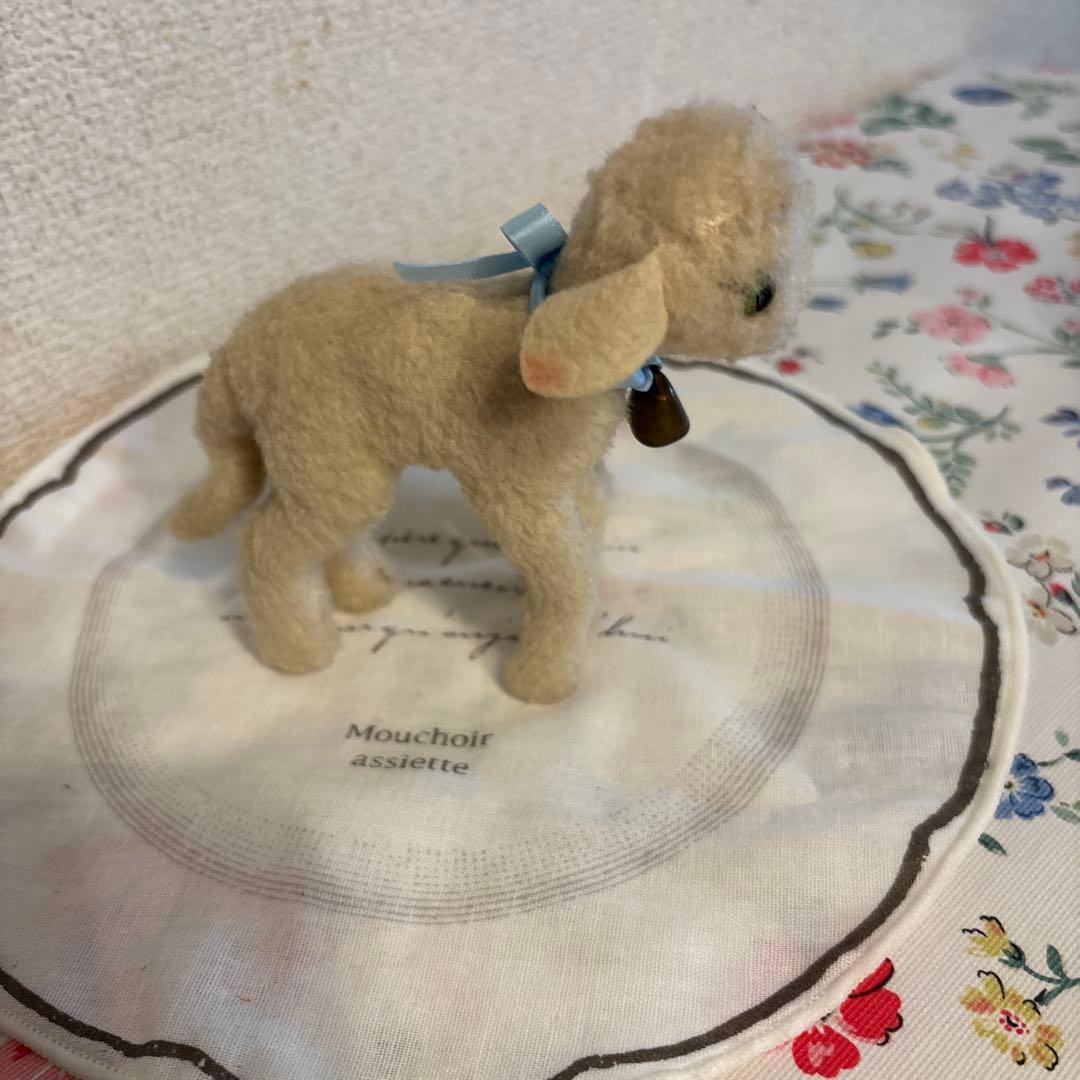 シュタイフ羊ランビー