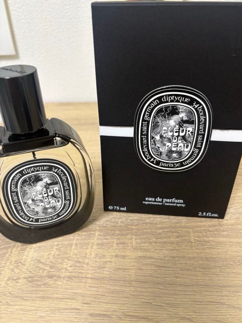 香水(ユニセックス) diptyque FLEUR DE PEAU75ml Eau de Parfum