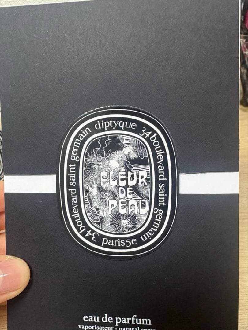 香水(ユニセックス) diptyque FLEUR DE PEAU75ml Eau de Parfum