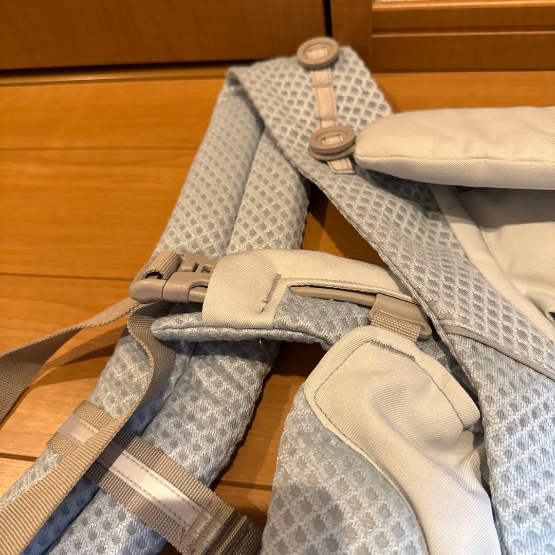 美品　ergobaby OMNI breeze 抱っこ紐