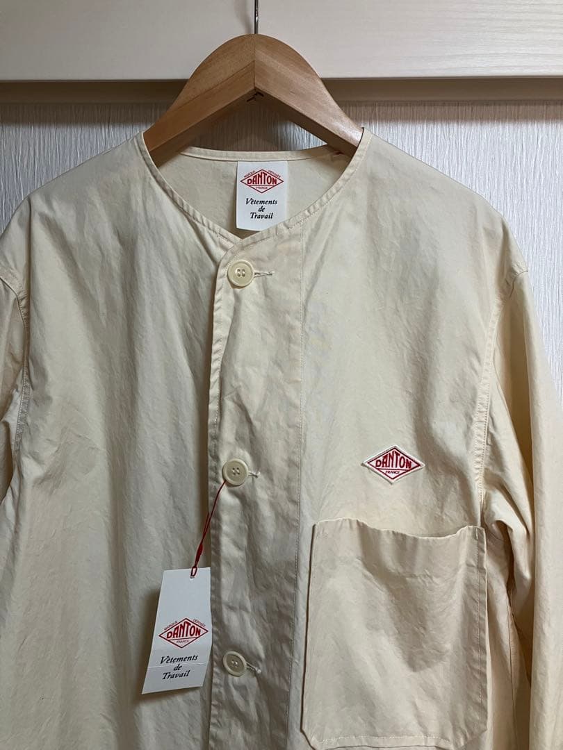 『オードリー』DANTON ノーカラージャケット　クリームホワイト