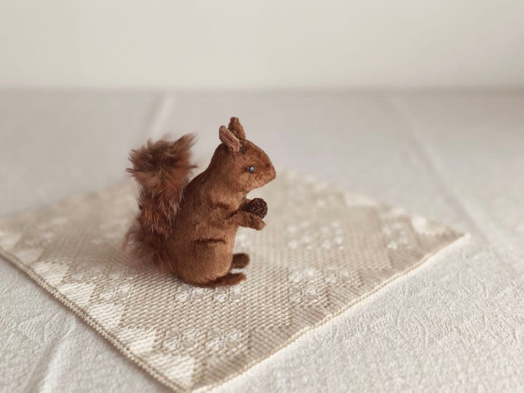 【まーちゃんさま】* vintage ❀ シルバーの かわいいお魚さん